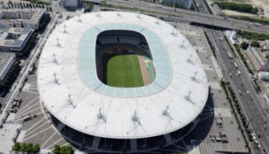 Stade de France (Paris, 81 mil pessoas, estdio de 1998) - R$ 1,15 bilho - reformado: R$ 1,4 bilho